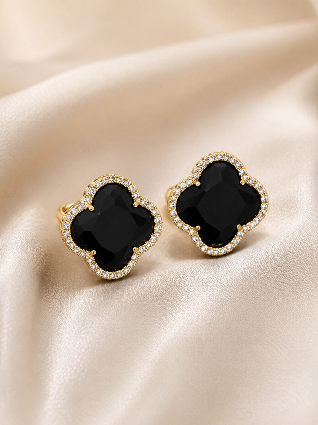 Midnight Clover Stud Earrings