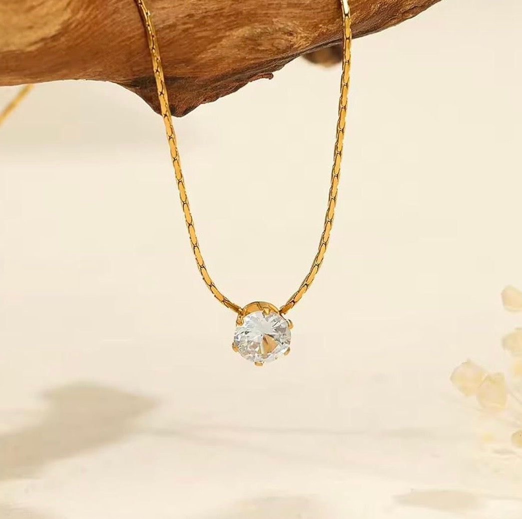 Single stone necklace